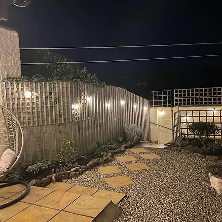Holiday home Bescot House Bramble Hill 4 Bed Det House